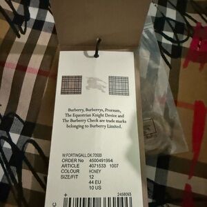 New Burberry Trench with Iconic Plaid Lining-Color-Honey